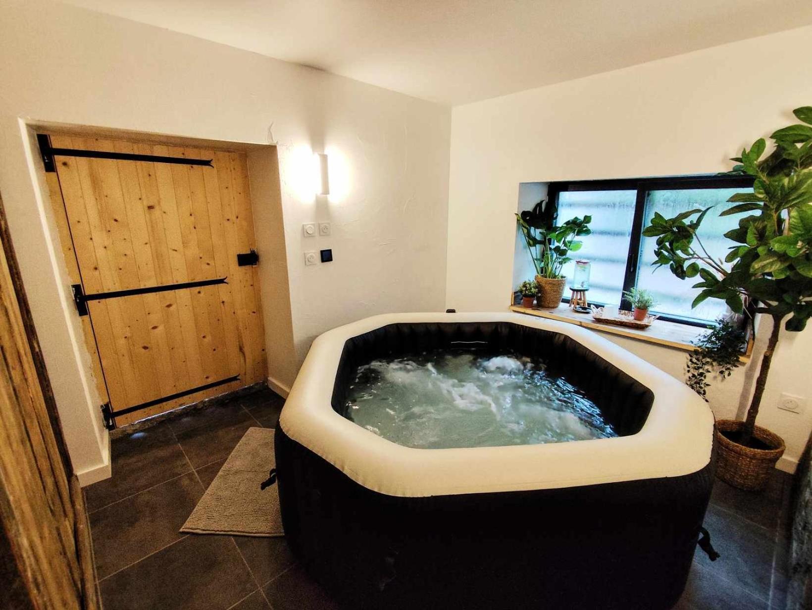 La Grange Savoyarde-Spa-Piscine-Proche Lac-Charme-Detente- 3 Etoiles Lathuile 외부 사진